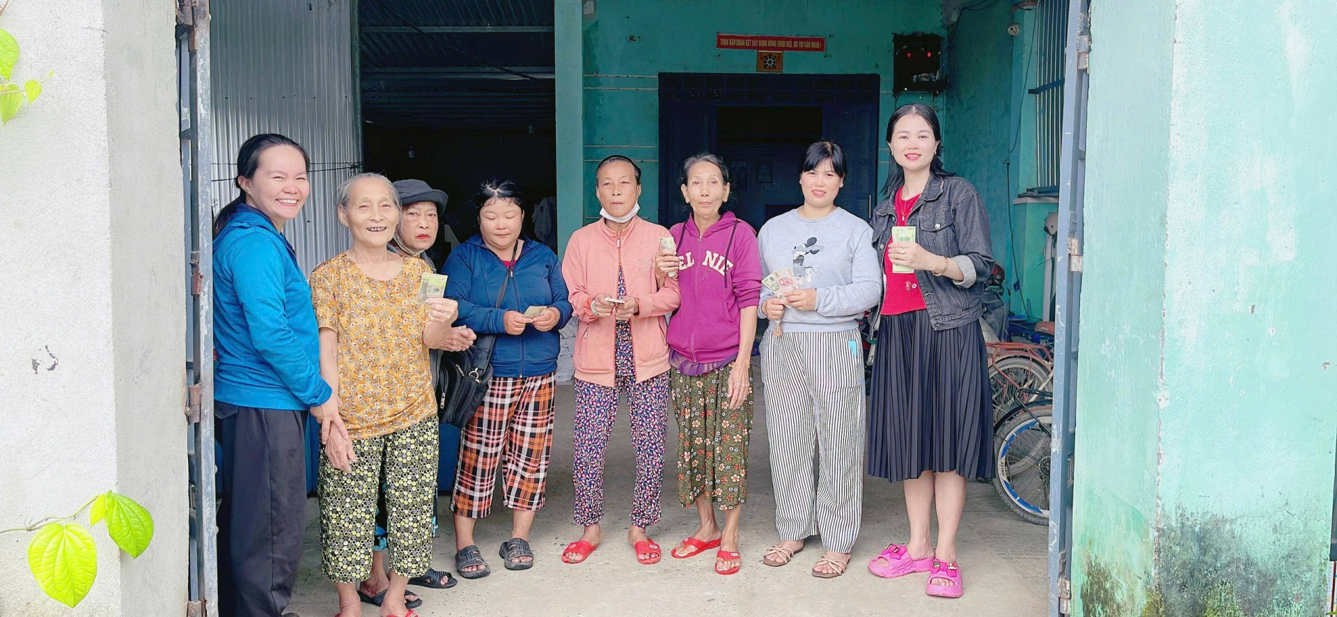 Nghĩa tình trong mưa lũ: Chi hội miền Trung Tây Nguyên chung tay hỗ trợ thành viên vượt qua thiên tai | 2025